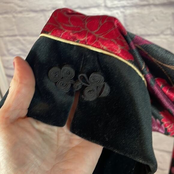 Vintage Halston geisha inspired dressing gown/robe - Picture 4 of 9